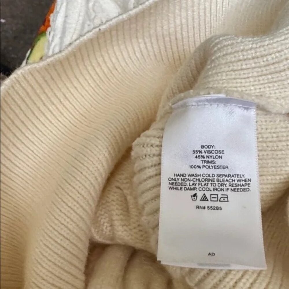 EXPRESS - Cable Knot Long sleeve cream Sweater - Size Small - Picture 6 of 6